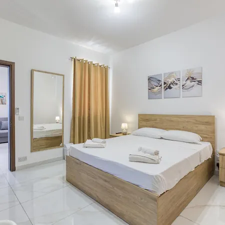 Cosy 2br Penthouse With Private Terrace In By 360 Estates Apartament *