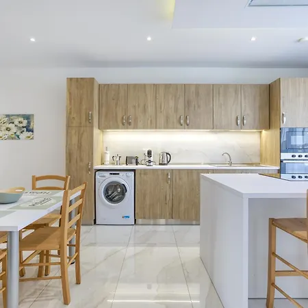 Apartment Cosy 2br Penthouse With Private Terrace In By 360 Estates Zabbar
