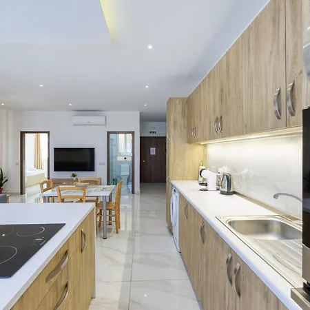 Cosy 2br Penthouse With Private Terrace In By 360 Estates