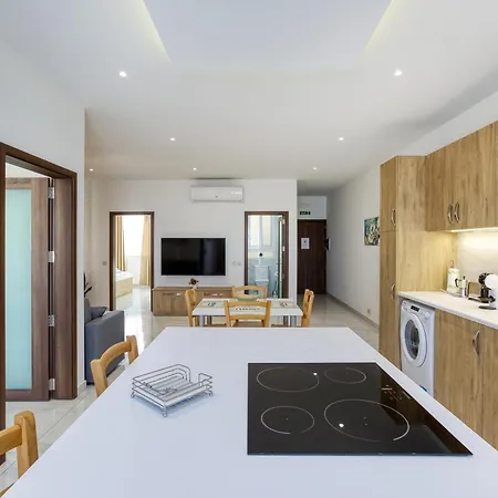 Cosy 2br Penthouse With Private Terrace In By 360 Estates *